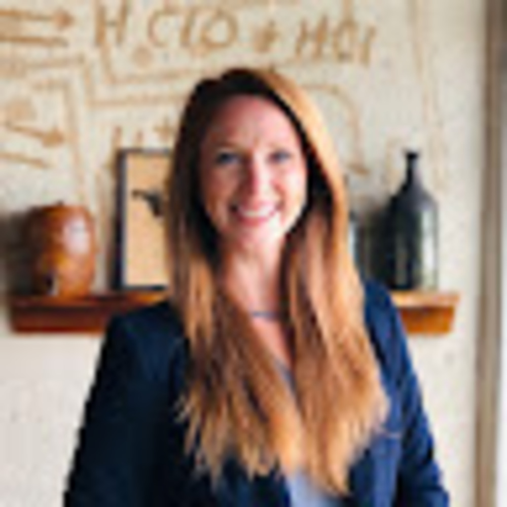 Meet your Posher, Tiffany